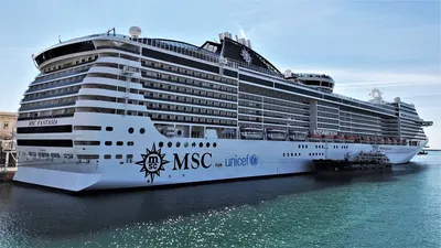 MSC Fantasia cruise ship 2019 4K - YouTube