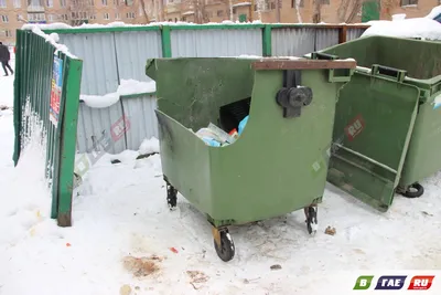 Продажа мусорных контейнеров высокого качества из металла и пластика.