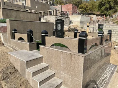 Мусульманская могила на кладбище (id 95688028), купить в Казахстане, цена  на Satu.kz