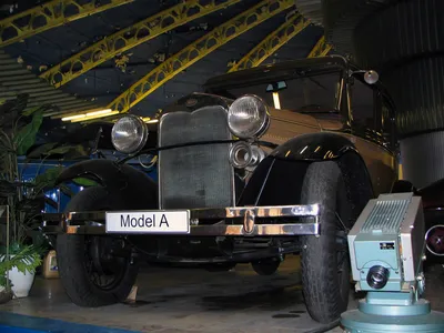 Москвич Дуэт-2 | Auto retro museum Музей ретро-автомобилей в… | Flickr
