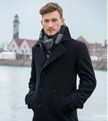 Мужское пальто с шарфом фото фотографии