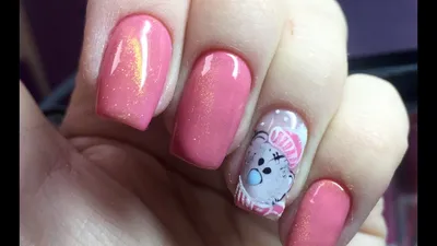 Нежный розовый дизайн ногтей милая мышка на ногтях с короной