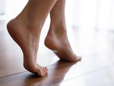 Почему болят ногти на ногах? — болит ноготь на большом пальце ноги, причины  боли и черноты ногтя на ноге