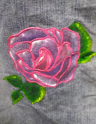 Абстрактная акварельная розовая роза с зелеными листьями. Нарисованная от  руки иллюстрация цветка для открыток или свадебных приглашений.  Ботанический рисунок на изолированном фоне. Цветочная композиция для любого  дизайна - Ozero - российский фотосток