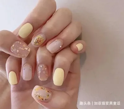 Трафарет для ногтей Whats Up Nails Нарцисс купить за 250 руб. в Москве,  цены в интернет-магазине ЛакоДом, доставка по России и СНГ