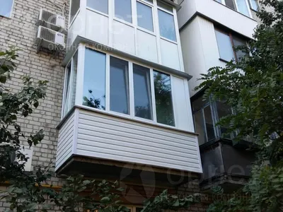 Наружная отделка балконов и лоджий сайдингом или профнастилом в Ярославле