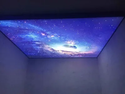 Многоуровневый глянцевый потолок с фотопечатью \"Космос\"