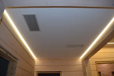 Натяжной потолок на кухне в Москве
