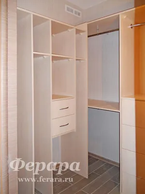 Небольшая гардеробная система в спальне на заказ в СПб от производителя |  Amatid