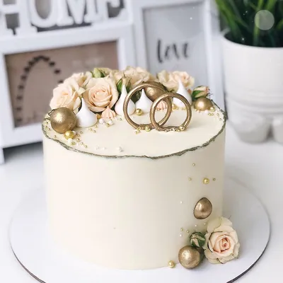 Небольшой свадебный торт фотографии