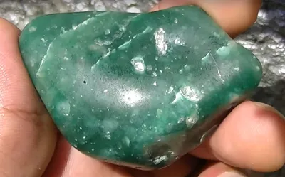 Камень нефрит, лечебные и магические свойства нефрита