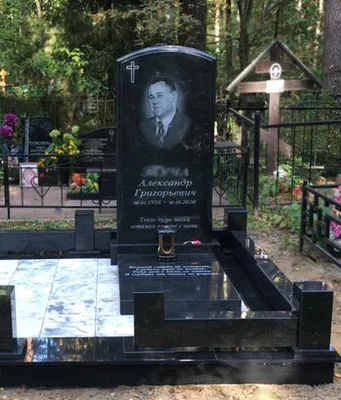 Памятник для женщины на могилу — фото и цены красивых памятников из гранита  на кладбище для мамы и бабушки в Москве