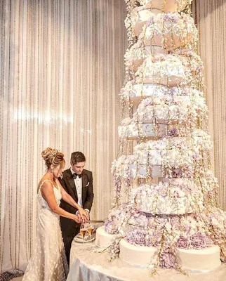 Прикольные свадебные торты (42 фото)