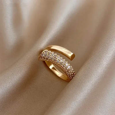 [52+] Необычные золотые кольца фото
