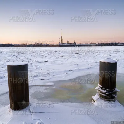 Весна в городе. / Ледоход на Неве