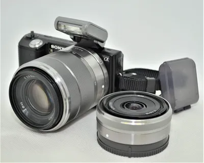 Sony announces diminutive NEX-5 and NEX-3 interchangeable lens cameras