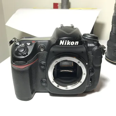 Nikon D300 - Wikipedia