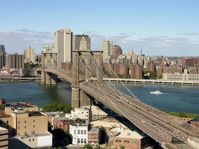 24 мая 1883 г. - В Нью-Йорке открыт Бруклинский мост, в то время крупнейший  висячий мост в мире