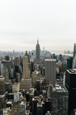 Вертикальный Снимок Зданий Манхэттена Нью Йорк Сверху стоковое фото  ©Wirestock 437773386