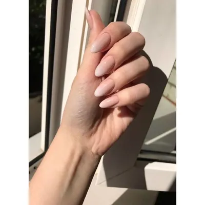 Нюдовый маникюр с блестками: интересные дизайны с фото | AMALFI BEAUTY |  Дзен