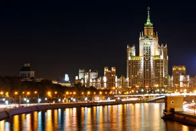 Ауди А4, клубы и самые пробочные места ночной Москвы