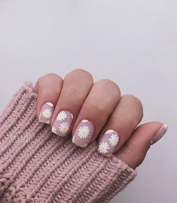 маникюр | manicure | ромашки | chamomile | Nail art, Nail designs, Flower  nails