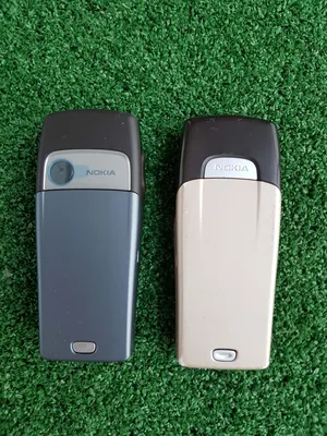 Nokia 6220 vs Nokia 6200