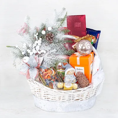 Подарочная корзина «Новогодний подарок» — магазин подарков Макс-ГИФТ