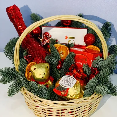 Подарочная корзина \"Новогодние сладости\" — магазин подарков Макс-ГИФТ