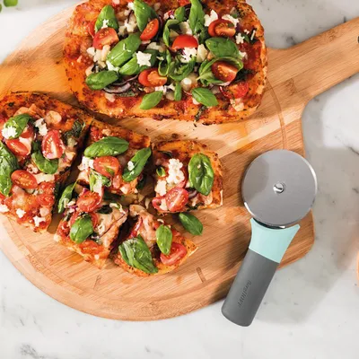 Нож для пиццы и теста d 5,8 см купить недорого в интернет-магазине кухонь и  кухонных аксессуаров Бауцентр