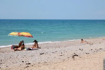 Фото: Нудистский пляж, пляж, Республика Крым, городской округ Алушта,  посёлок Лазурное — Яндекс Карты
