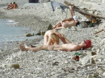 Нудистские пляжи Франции – где освободить душу и тело от надоедливых  привычек Нудистские пляжи во Франции: как отдохнуть бывалым и  раскрепоститься новичкам