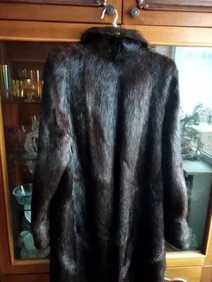 Шуба из меха нутрии с капюшоном арт. 2239, цена 8 800 грн - FURHOUSE