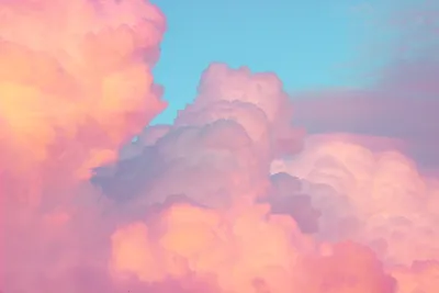 Пушистые облака, в форме сердечка, …» — создано в Шедевруме