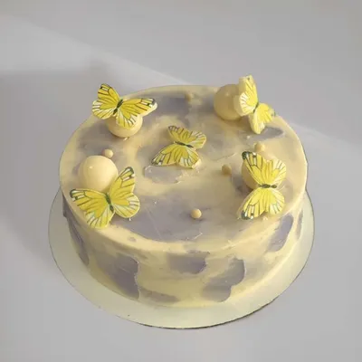 Delicate and Luxurious Cakes for Free Download