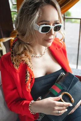 Очки Prada PR 17WS 142-5S0 — купить в Москве — Sun-Season.ru