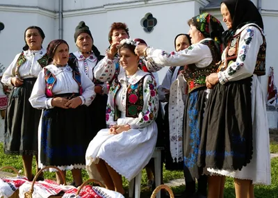Традиционно-национальные костюмы народов Башкортостана - презентация онлайн