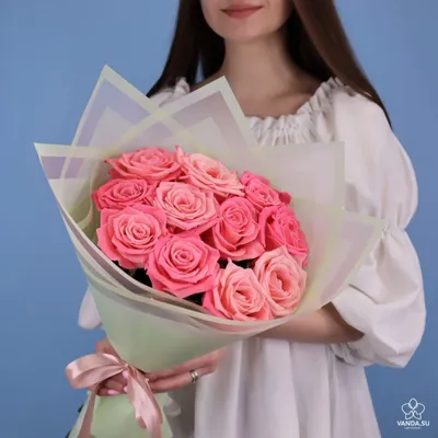 Красивый букет из 15 розовых роз с доставкой в Минске