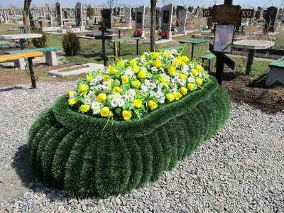 Благоустройство могил и мест захоронения в Минске, цены с фото