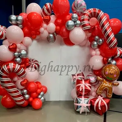 Фонтан из воздушных шаров на Новый год с карамельками купить в Москве за 3  780 руб.