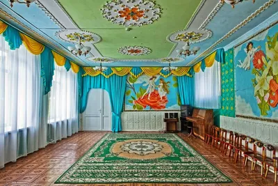 Депутат Городского Собрания Сочи Эдуард Обухович помог провести капитальный  ремонт спортивного зала в детском саду № 34