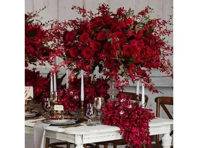 Украшение свадебного стола цветами - Оформление стола молодоженов цветами |  Студия декора Анастасии Даниловой