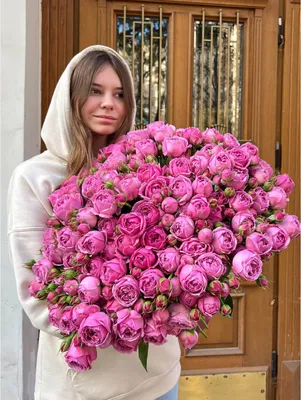 Кустовые розы с гортензией от 51 шт. за 17 090 руб. | Бесплатная доставка  цветов по Москве