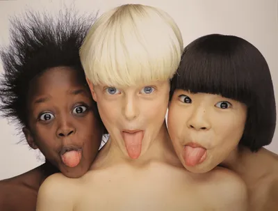 Oliviero Toscani | Benetton recovers the 90's controversy - HIGHXTAR.