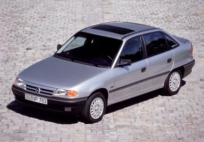 Opel Astra 1992, 1993, 1994, седан, 1 поколение, F технические  характеристики и комплектации