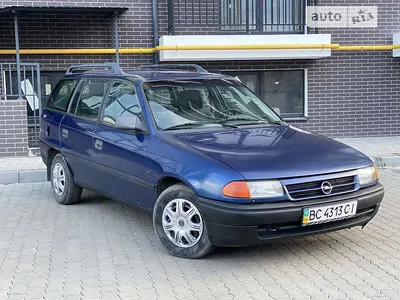 Opel Astra 1992 года в Барнауле, Двигатель C18NZ клапана при обрыве ГРМ не  гнёт, бензин, 1.8 литр, механика, не на ходу или битый, седан