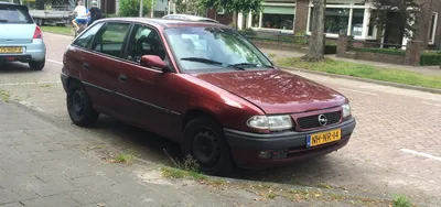 File:1996 Opel Astra F Red Rear Front.jpg - Wikimedia Commons