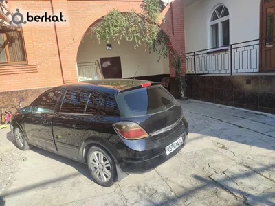 В разборе Опель Астра универсал 2007 года с двигателем Z16XE1