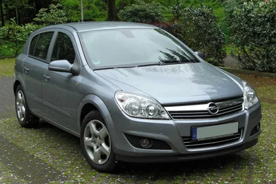 File:Opel Astra H 1.6 Facelift front 20100513.jpg - Wikimedia Commons