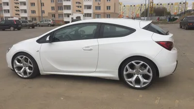 Opel Astra J 1.4 бензиновый 2011 | Опель Белый шаман на DRIVE2